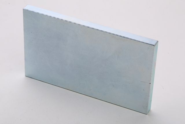 آهنرباهای نئودیمیم در موتور پرقدرت